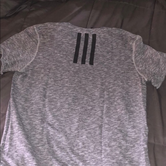 Adidas long hem tee shirt - Picture 2 of 2